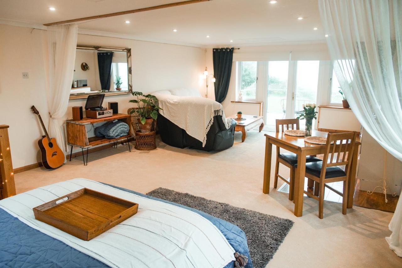 Spacious Sea-View Apt. Overlooking St Ives Bay Gwithian Zewnętrze zdjęcie